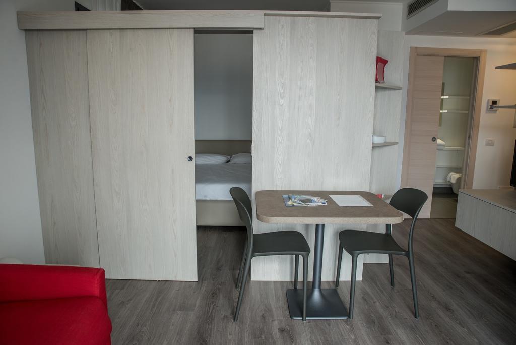 ヴァレンナResidenza Luiginaアパートメント 部屋 写真